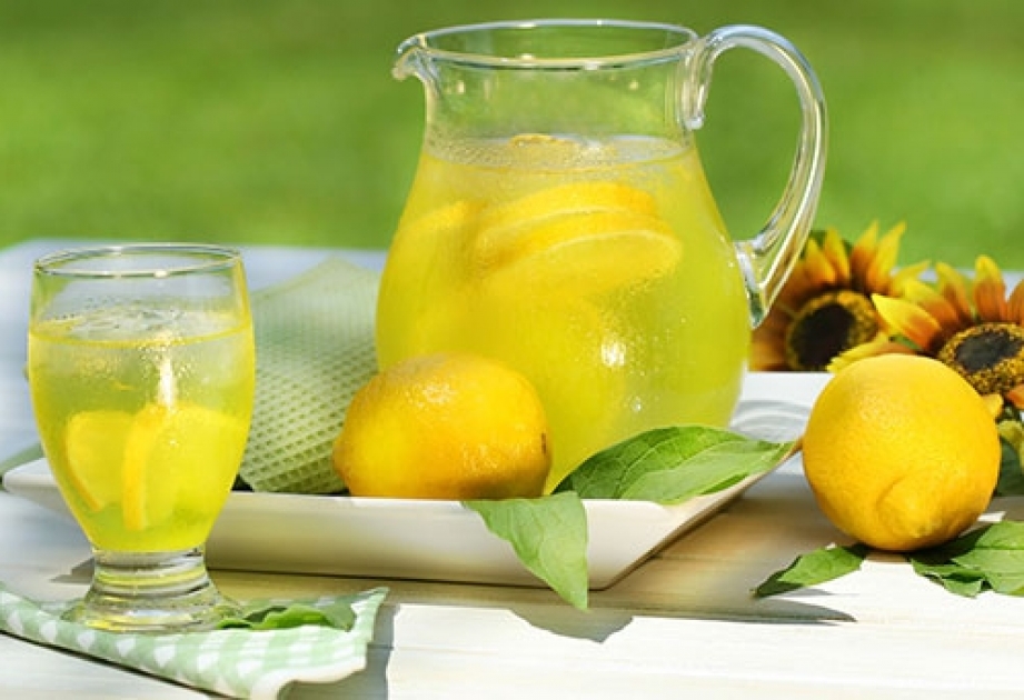 Начни свой день со стакана воды с лимоном!