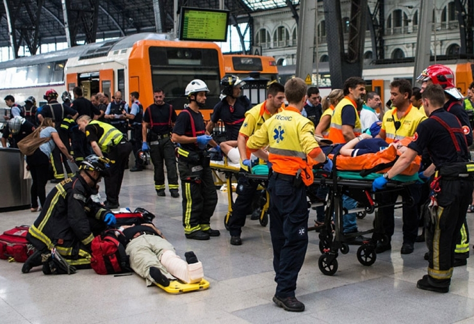Barselonada qatar qəzası nəticəsində 50-dək insan xəsarət alıb