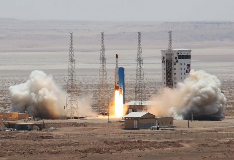 Iran schießt Rakete mit Satelliten ins All