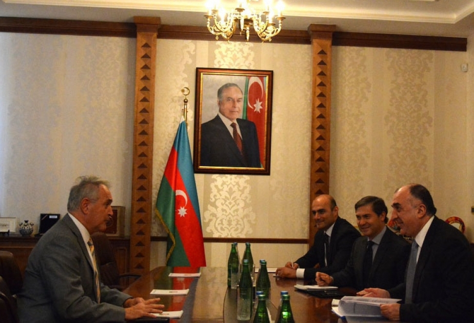 希腊驻阿塞拜疆大使即将结束任期