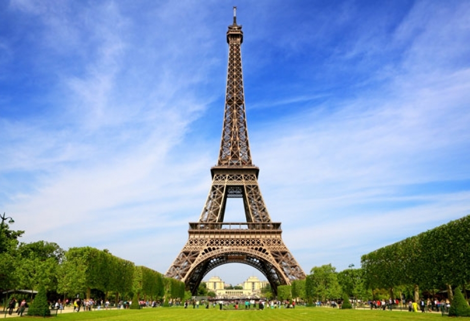 Avrokomissiya: Fransa gəlirlərdən vergi tutulması qaydasını dəyişdirməlidir