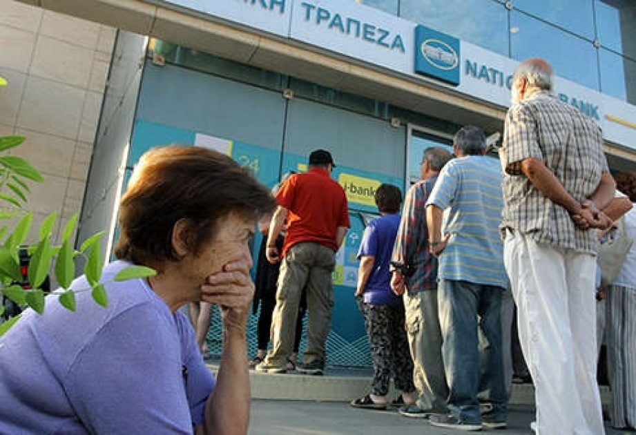 Yunanıstan hökuməti maliyyə bazarına nəzarəti yumşaldır