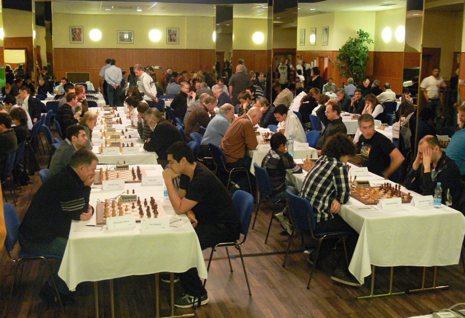 Азербайджанские шахматисты отстают на пол-очка от лидера турнира «Летняя Прага 2017»