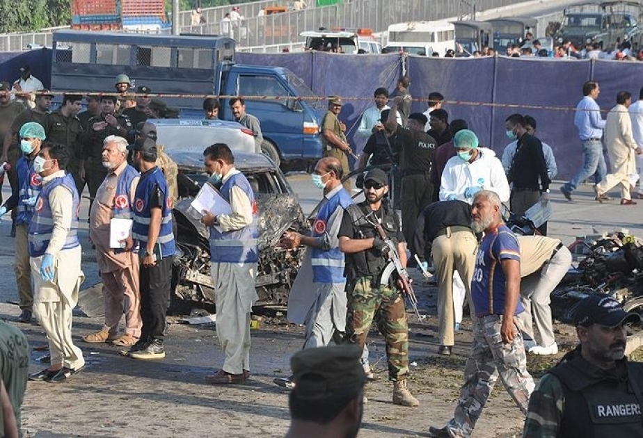 Seven policemen killed in SW Pakistan bombing, ambush