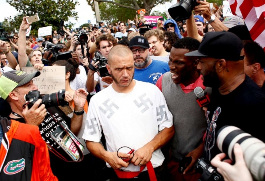 Три расиста были арестованы в ходе демонстрации после выступления Ричарда Спенсера во Флориде