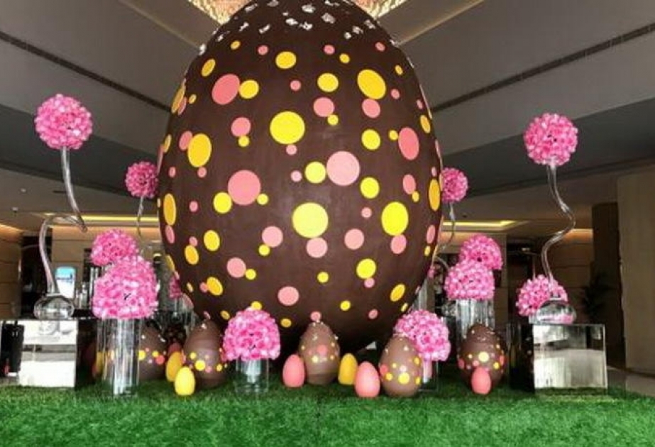 В Дубае изготовили гигантское пасхальное яйцо