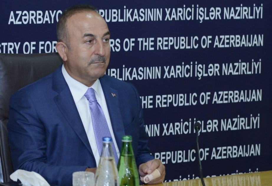 Sprecher von Großer Türkischer Nationalversammlung und nationaler Verteidigungsminister besuchen Aserbaidschan
