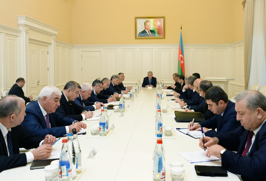 В Кабинете Министров состоялось заседание в связи с решением проблем беженцев и вынужденных переселенцев