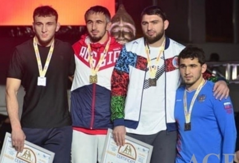 Azerbaijani wrestler captures bronze at Alans tournament