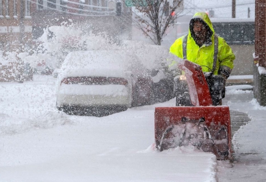 US snowstorm kills three in North Carolina