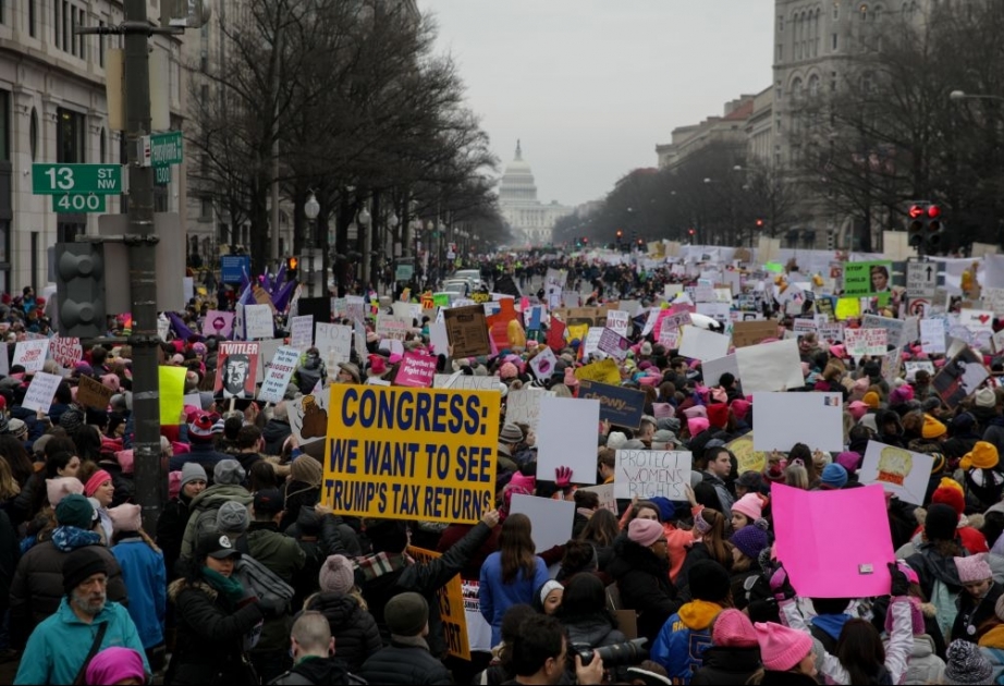 В городах США прошли женские марши