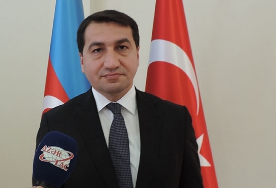 Hikmet Hadjiyev: Tout évènement reflétant les vérités azerbaïdjanaises est utile