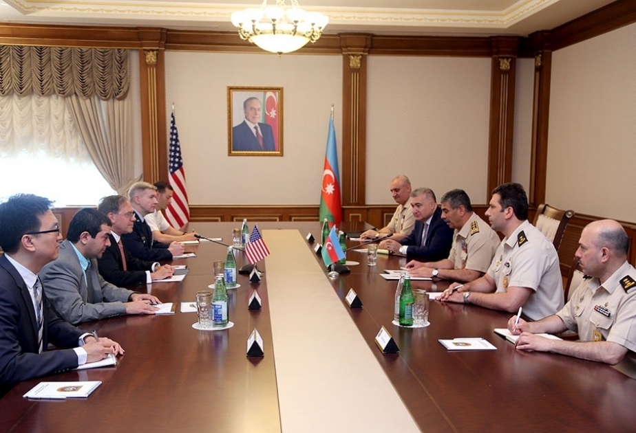 L’Azerbaïdjan et les Etats-Unis discutent du développement de leur coopération militaire