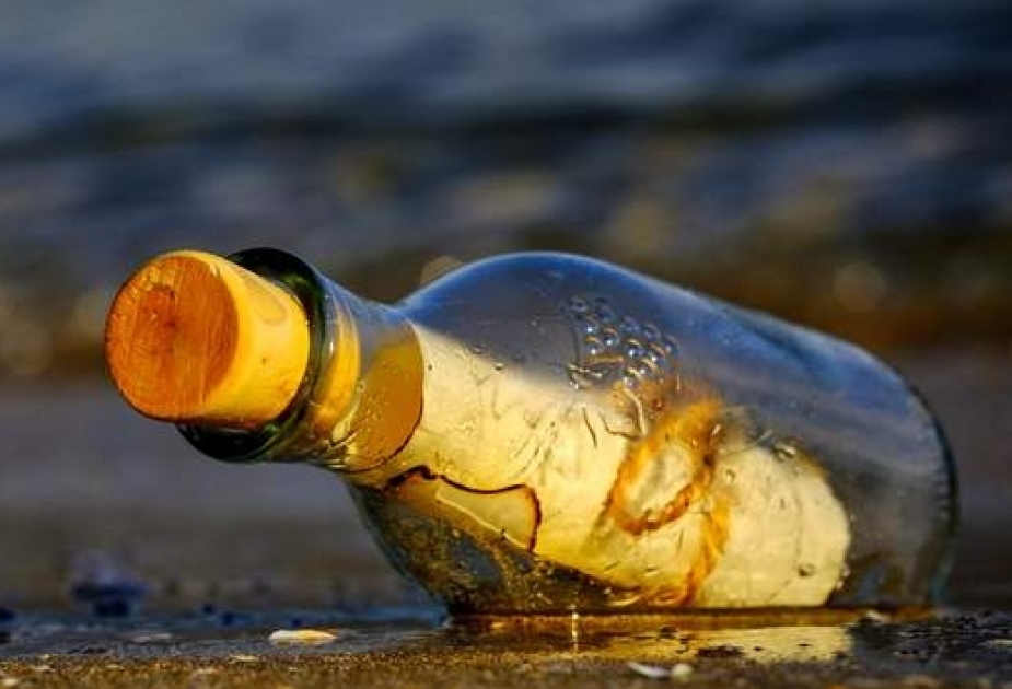 Australier eine vor 50 Jahren ins Meer geworfene Flaschenpost gefunden
