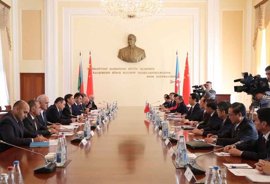 Azerbaijan`s Prime Minister meets with delegation led by chairman of Standing Committee of Chinese National People's Congress