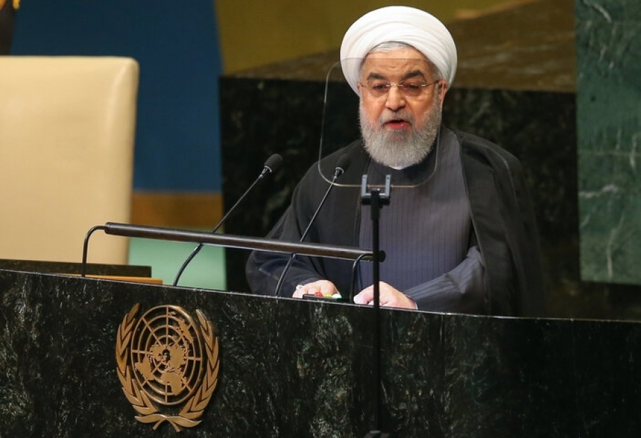 Həsən Ruhani: İran düşmənlə danışıq aparmayacaq