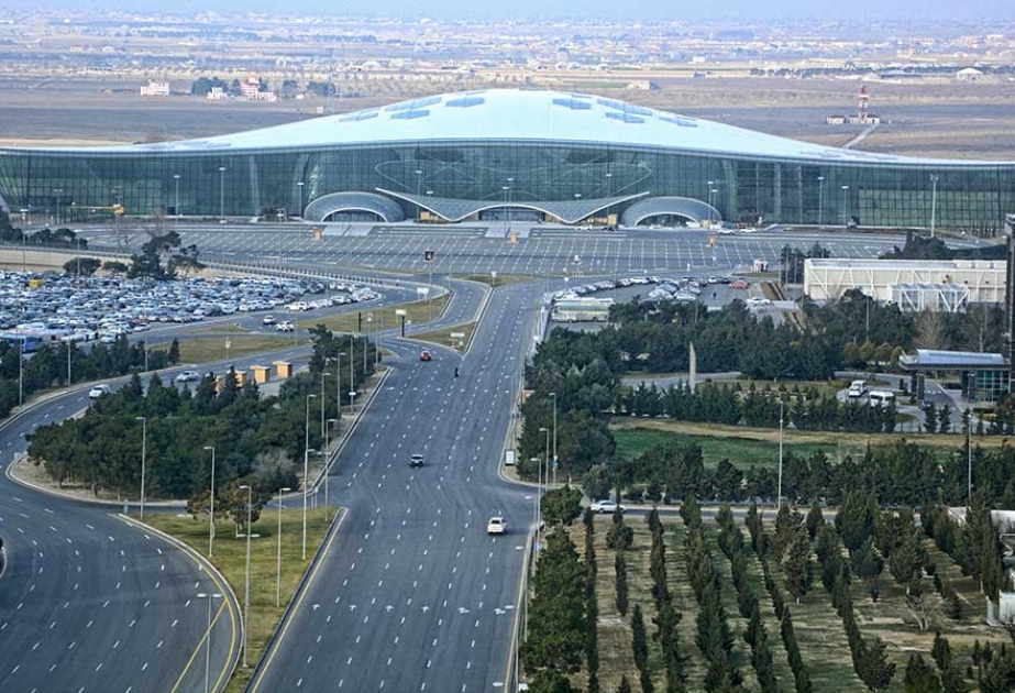 İtalyandilli portalda Heydər Əliyev Beynəlxalq Aeroportunun binasından bəhs olunub