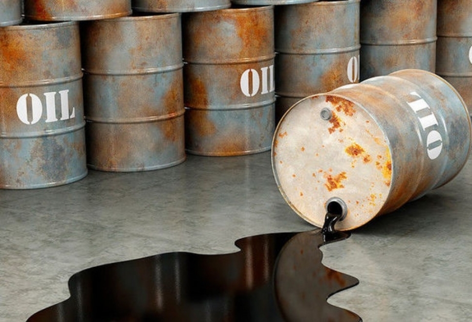 Azerbaijani oil price hits 19-year low