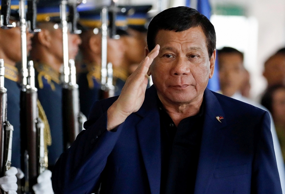 Duterte karantin rejimi zamanı qanunu pozanlara atəş açmağı əmr edib