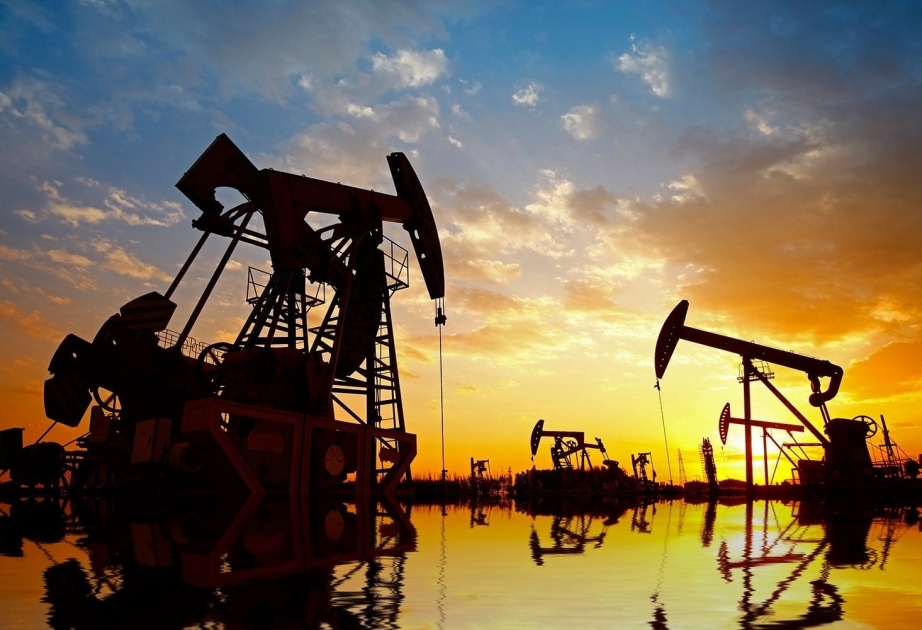 Birləşmiş Ştatların sutkalıq neft hasilatı 10,3 milyon barrelə düşüb