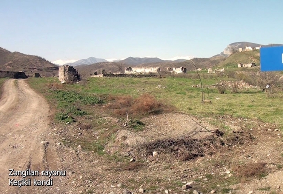 Министерство обороны распространило видеокадры из села Кечикли Зангиланского района