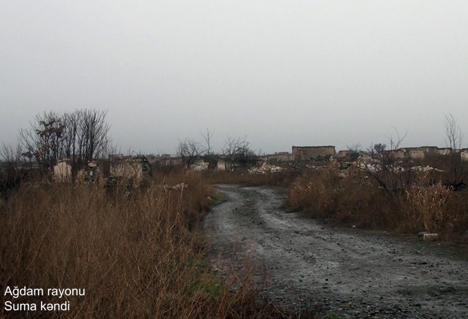 Verteidigungsministerium teilt Videoaufnahmen aus dem befreiten Dorf Suma im Bezirk Aghdam