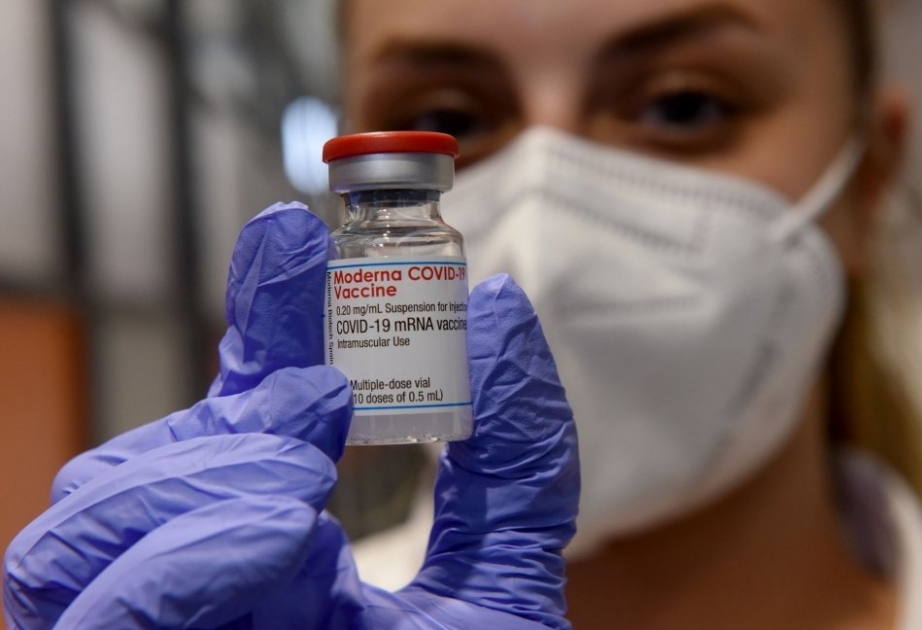Центр по контролю и профилактике заболеваний: Полностью вакцинированные американцы могут собираться без масок