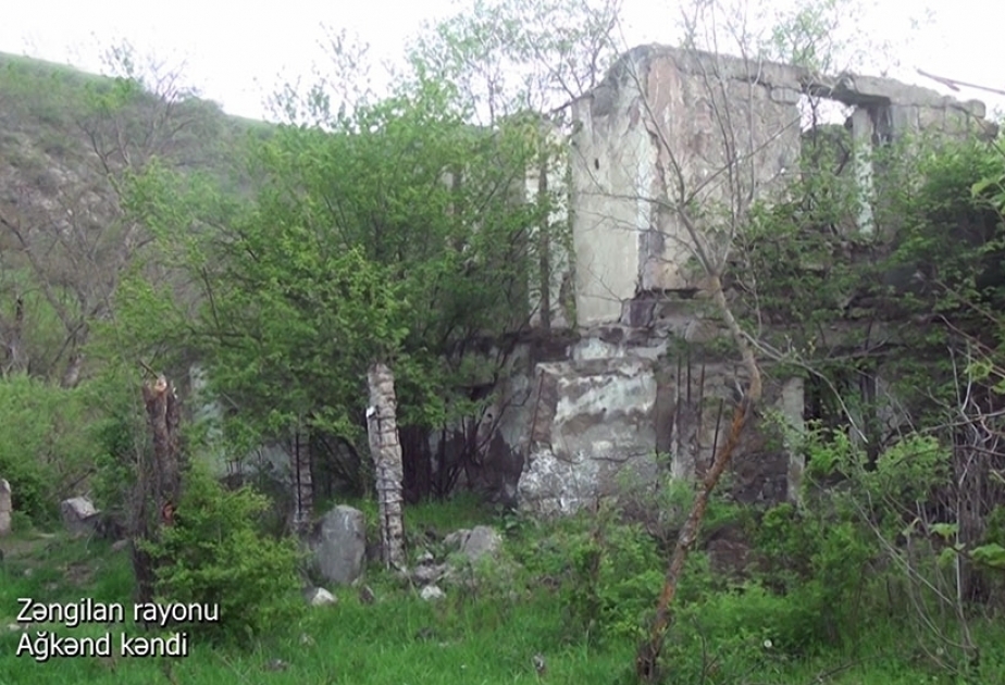 مقطع فيديو لقرية أغكند بمحافظة زنقيلان المحررة من وطأة الاحتلال الأرميني (فيديو)