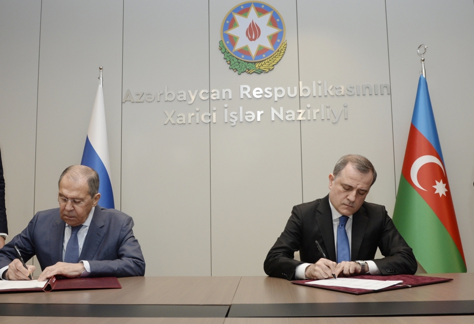 Außenministerien Aserbaidschans und Russlands unterzeichnen einen Konsultationsplan für 2021-2022