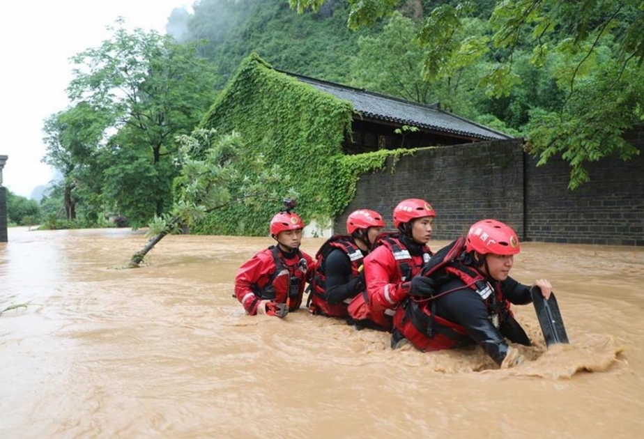 Число погибших в результате наводнений в китайской провинции Хэнань возросло до 302