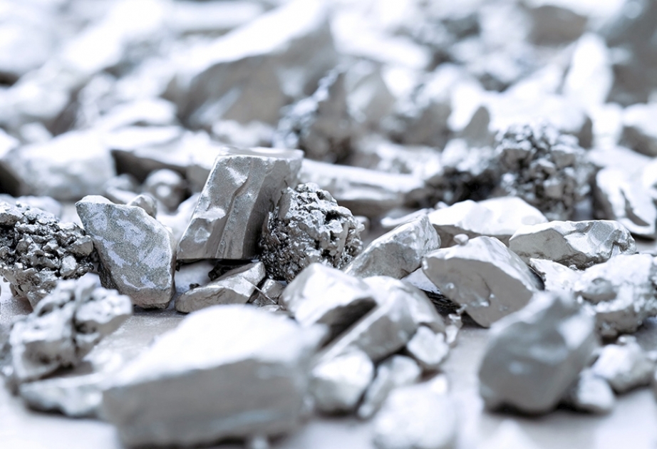 Ötən ay ölkədə 447,8 kiloqram gümüş istehsal edilib