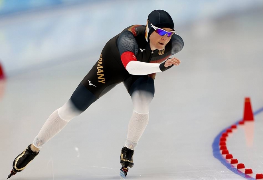 German speed skater Pechstein breaks Winter Olympics record