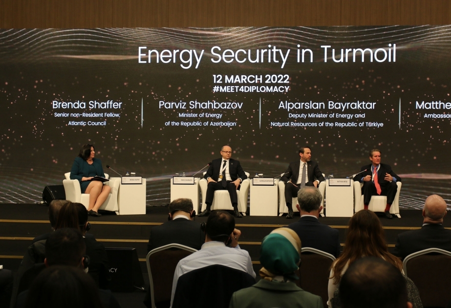 وزير الطاقة: توازن كل الجوانب الثلاثة للطاقة ثلاثية الحدود الأمن والوصول والاستدامة مختل في الوقت الحاضر