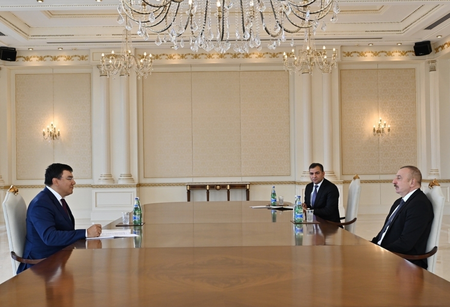Präsident Ilham Aliyev empfängt stellvertretenden Premierminister Usbekistans VIDEO
