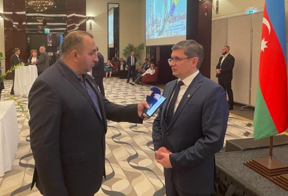 Игорь Гросу: Есть хорошие перспективы для взаимного вложения инвестиций между Азербайджаном и Молдовой