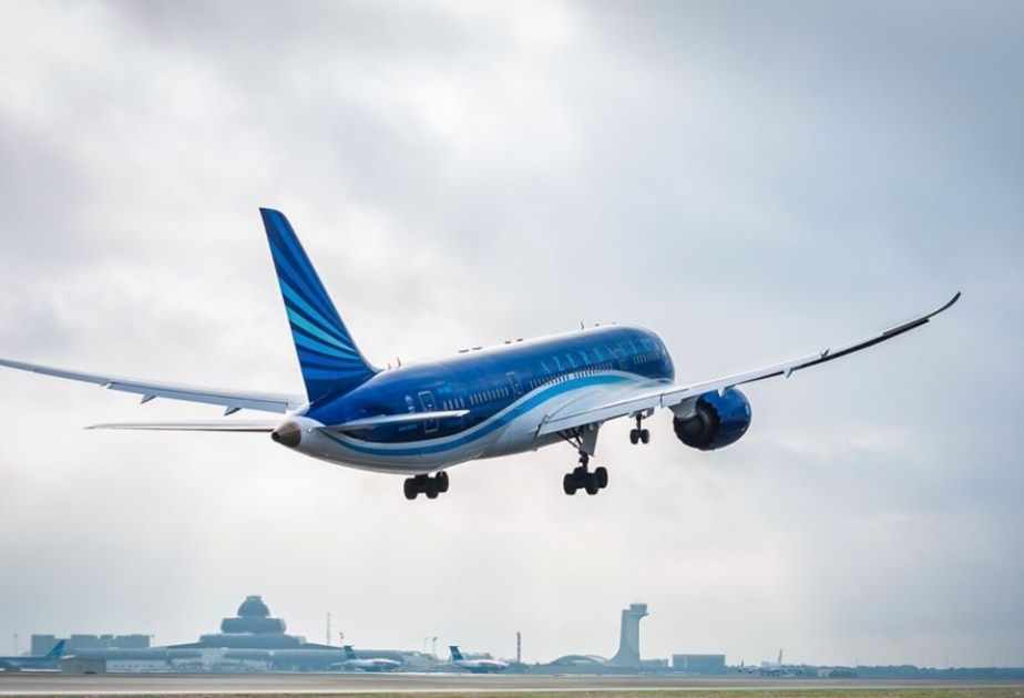 В минувшем месяце воздушным транспортом осуществлена перевозка 146,7 тыс. пассажиров