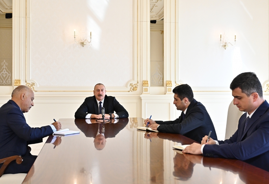 伊利哈姆·阿利耶夫总统接见马萨雷区新任行政长官阿拉兹·阿赫梅多夫、列里克区新任行政长官阿克巴尔·阿巴索夫和盖戈里区新任行政长官埃尔文·帕沙耶夫