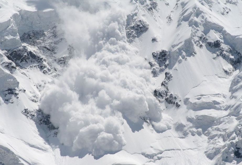Himalaja: 19 Bergsteiger bei Lawinenabgang gestorben