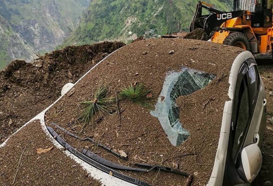 33 killed in Colombia landslide