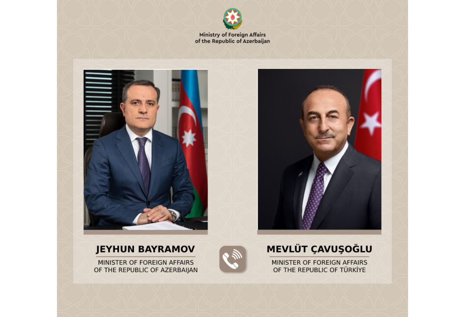 Le ministre des Affaires étrangères Djeyhoun Baïramov présente ses condoléances à son homologue turc Mevlut Cavusoglu