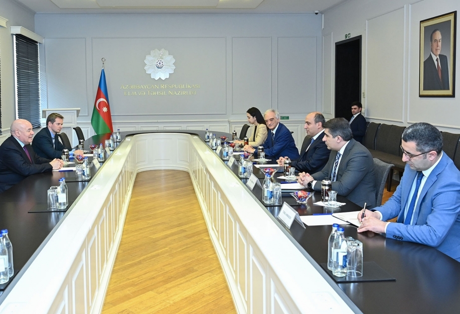 讨论阿塞拜疆与俄罗斯教育合作的问题