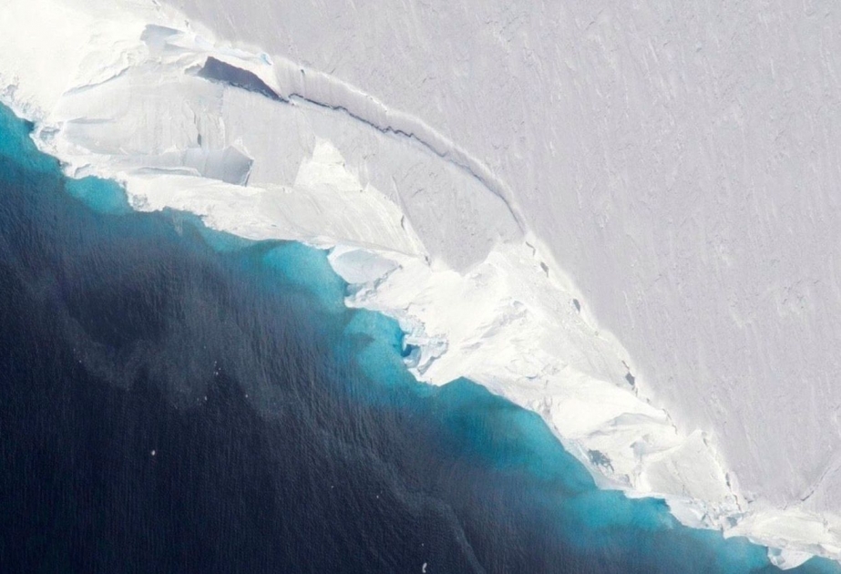 Westantarktis hat drei Billionen Tonnen Eis verloren