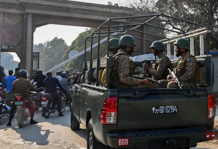 Pakistanda ekstremistlərin hücumu zamanı dörd polis həlak olub