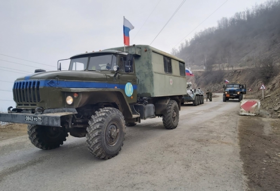 Lachin-Khankendi road: 46 more vehicles of Russian peacekeepers moves freely through protest area