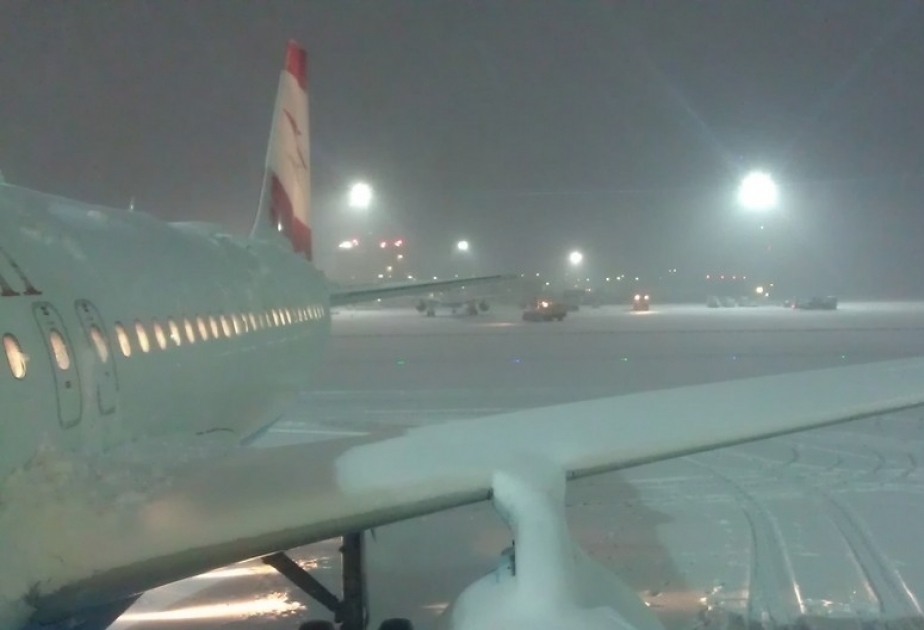 受风暴影响美国超730架次航班取消