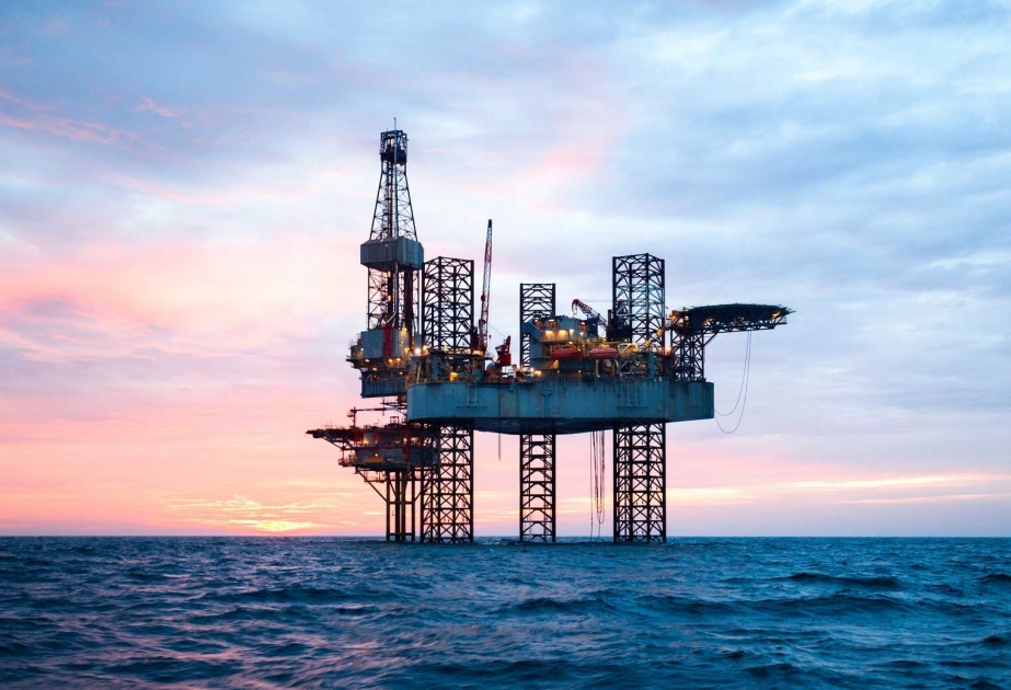 Цена барреля азербайджанской нефти приближается к 89 долларам