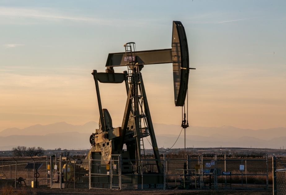 Стоимость барреля азербайджанской нефти превысила 88 долларов