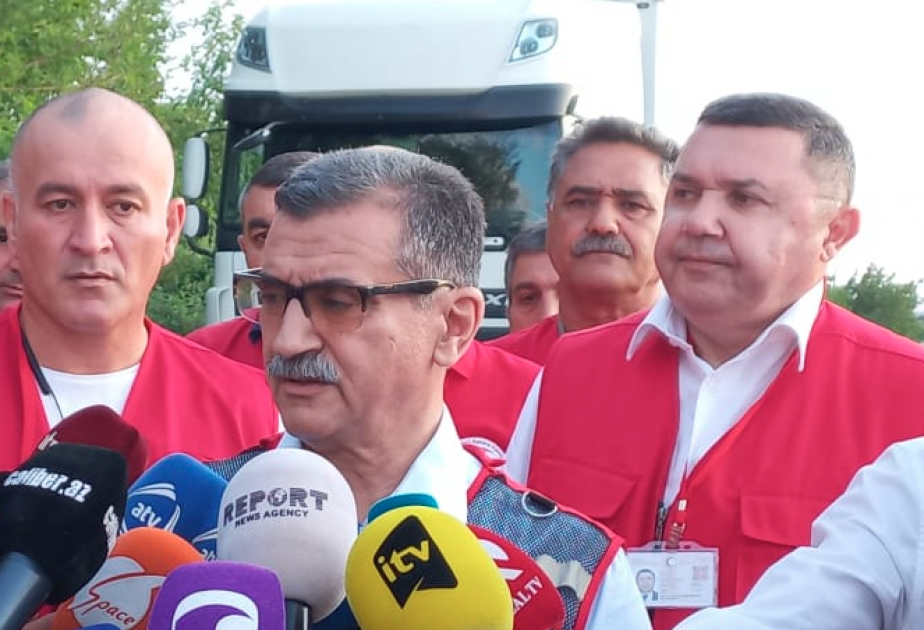 Presidente de la Media Luna Roja de Azerbaiyán: “Si surgen dificultades y crisis y al mismo tiempo no se acepta la ayuda alimentaria, surgen muchas preguntas”