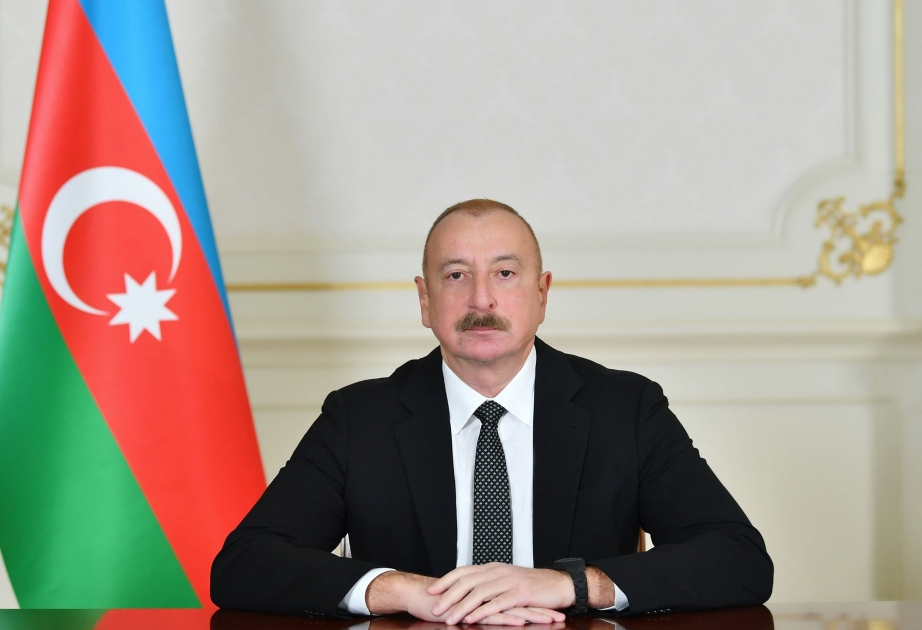 阿利耶夫总统：三年来，全世界的阿塞拜疆人都像全体阿塞拜疆人民一样，情绪振奋、昂首挺胸地生活