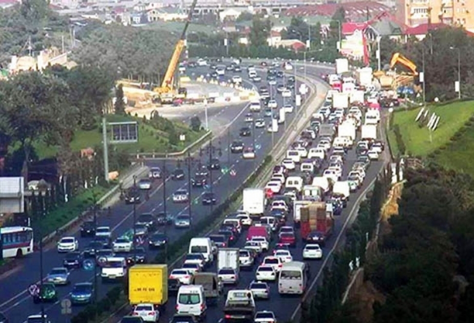 Проблема заторов на автомагистрали Баку–Сумгайыт будет решена